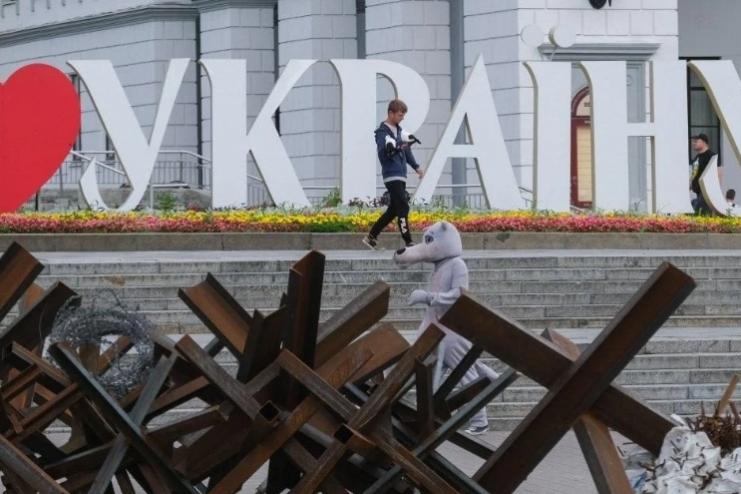 Україна пригрозила судом найбільшим західним банкам