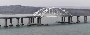Кримський міст чекає доля "вишок Бойка" - Арестович