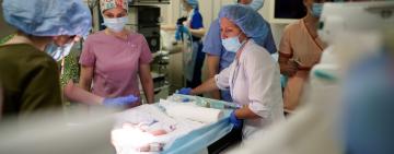 «Дякуємо серцем»: в Україні стартує проєкт подяки медикам