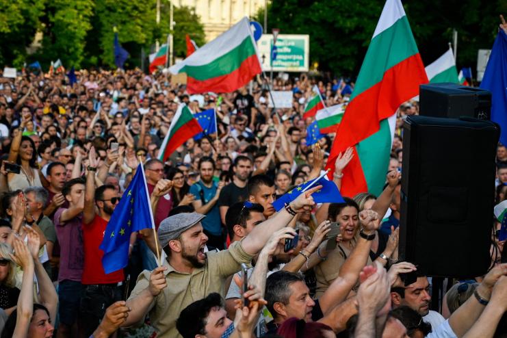 Політична криза в Болгарії: президент призначив позачергові вибори