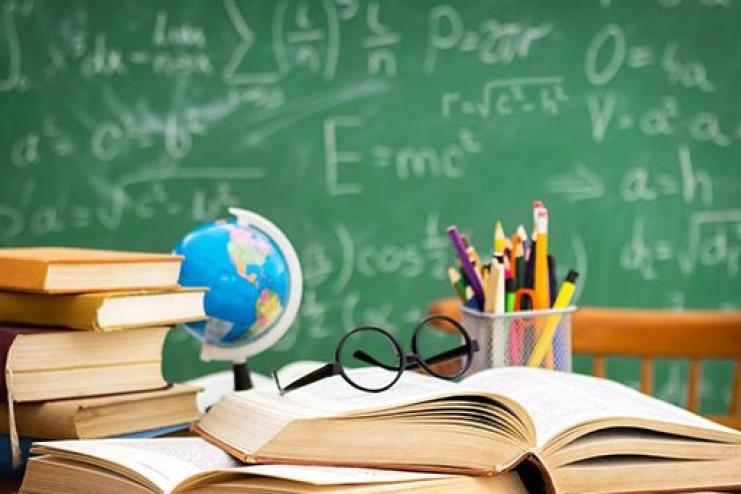 Увімкнути систему оповіщення, повідомити батьків, організувати евакуацію: дії вчителя під час "повітряної тривоги" від МОН
