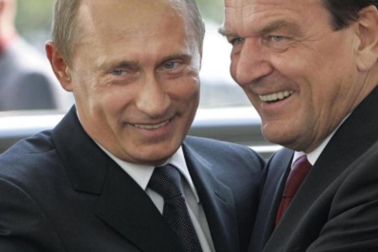 Ексканцлер Німеччини після зустрічі з путіним заявив, що Кремль хоче переговорів