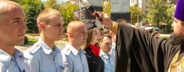 У Маріуполі 27 поліцейських-колаборантів присягнули на вірність окупаційній владі росіян