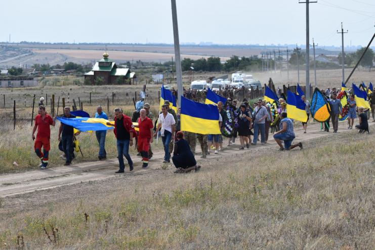 На Одещині попрощалась із загиблим на війні медиком