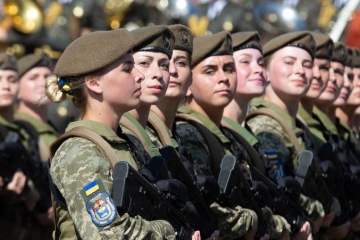 У Міноборони України пропонують зробити військовий облік жінок добровільним 