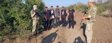 І знову ухилянти на Болградщині. Цього разу одразу п’ять чоловіків призовного віку затримали прикордонники Ізмаїльського загону