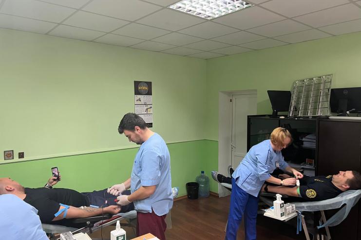 П’ятдесят працівників Одеській митниці долучилися до збору крові для ЗСУ