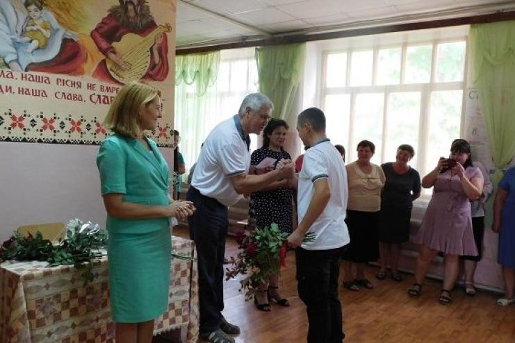 Учень з Одещини свою премію від сільради передав ЗСУ