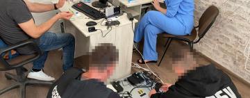 На Одещині СБУ заблокувала ботоферму, яка розганяла деструктивний контент в Україні 