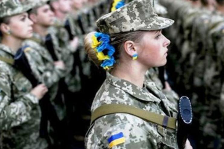 У Міноборони анонсували затвердження добровільної постановки жінок на військовий облік