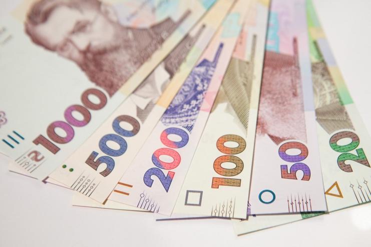 Чи підвищуватимуть мінімальну зарплату в Україні у 2023 році?