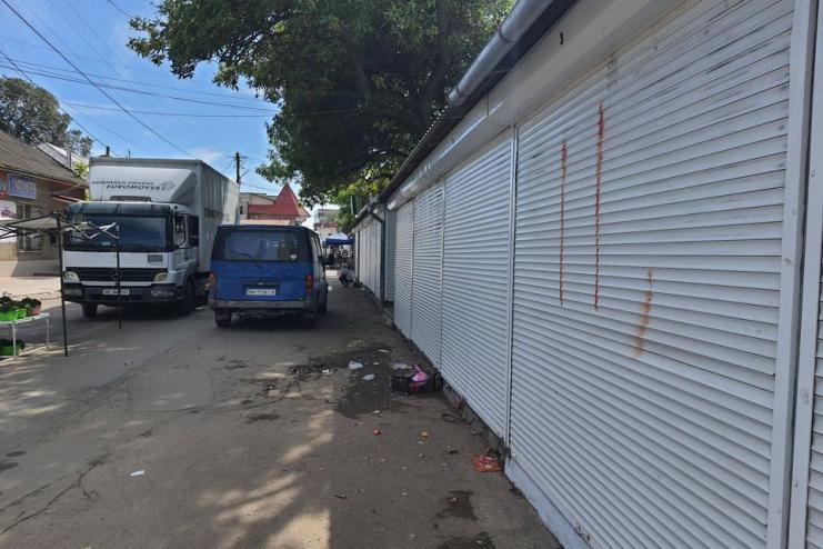Підприємці проти: в Татарбунарах приберуть МАФи, розташовані біля міського ринку