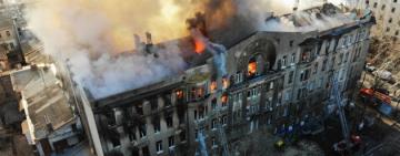 Пожежа в одеському коледжі на Троїцькій: батько загиблого студента вимагає відновити розслідування