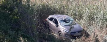 На заокругленій ділянці траси Одеса-Рені легковик вилетів в кювет: є постраждалі