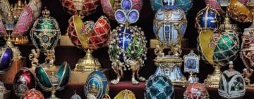 «Взялися за яйця «: на віллі путінського олігарха Алішера Усманова знайшли яйця Фаберже