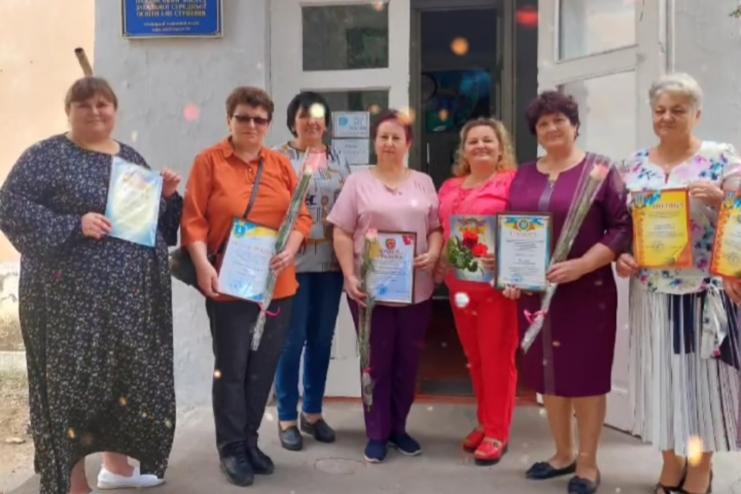 Павлівська громада привітала освітян