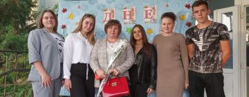 Квіти зранку у Веселодолинському лицеї