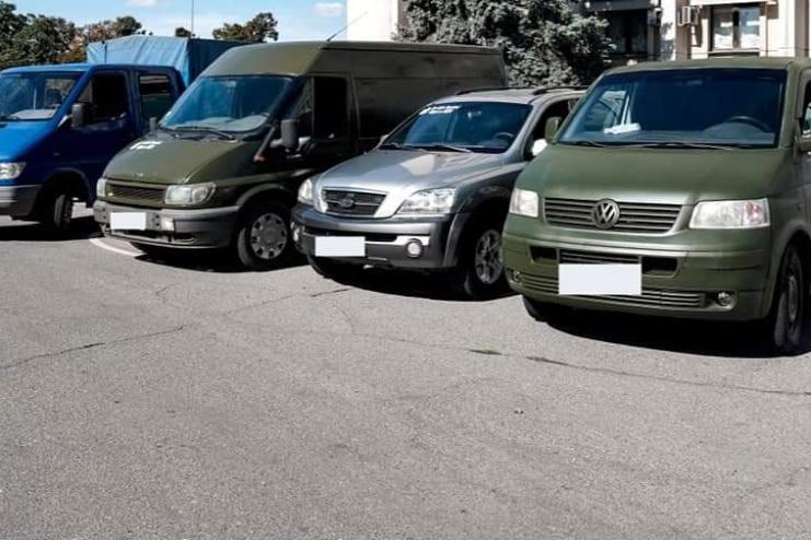 Автівки для ЗСУ від фермерів Одещини