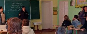 Зустріч у Мирнопольському ліцеї з працівниками соцслужби та та поліції