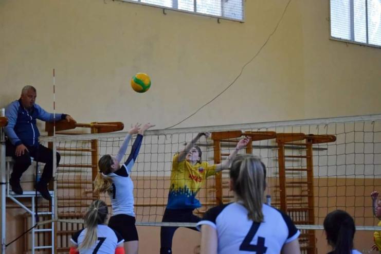 Зональні обласні змагання з волейболу серед жіночих команд