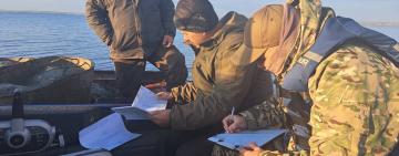 Серед них і посадові особи: за тиждень в одному з районів Одещини викрили 11 правопорушників на маломірних плавзасобах