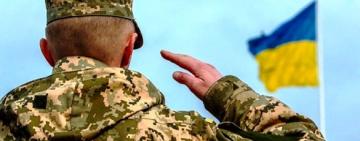 Які види повісток існують в Україні: хто та де може їх вручати