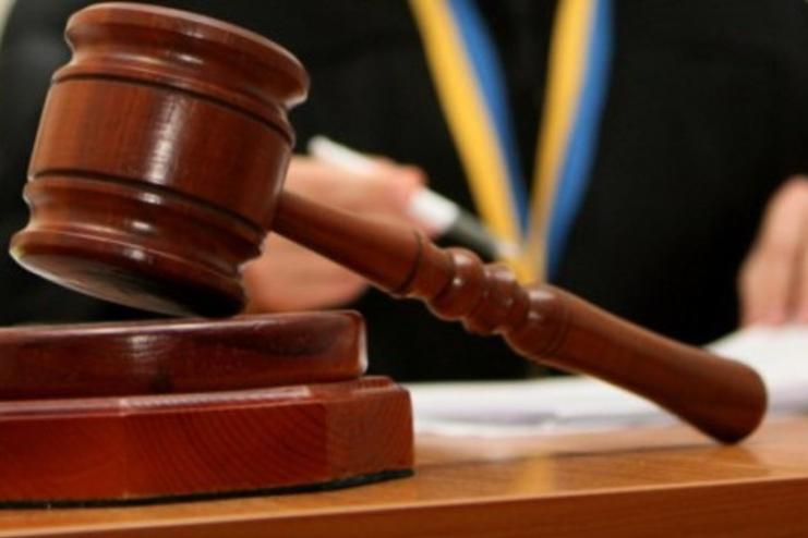У Тарутинській громаді засудили чоловіка за хуліганство в магазині із застосуванням зброї