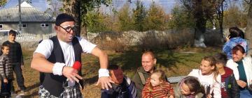 У Березине безкоштовний благодійний цирк подарував дітям радість