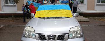 Тарутинська громада передала автівку ЗСУ