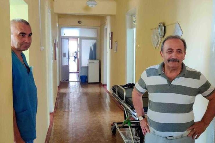 Такий необхідний подарунок: Вилківська лікарня отримала генератор від благодійників