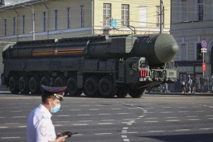 У Криму окупанти тримають кілька типів носіїв ядерної зброї, - ГУР