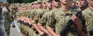 Після перемоги над РФ українська армія перейде на контрактну основу — Шмигаль