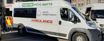Одеські волонтери зібрали 5,5 млн шт пластикових кришечок і, на вилучені кошти, купили реанімобіль 