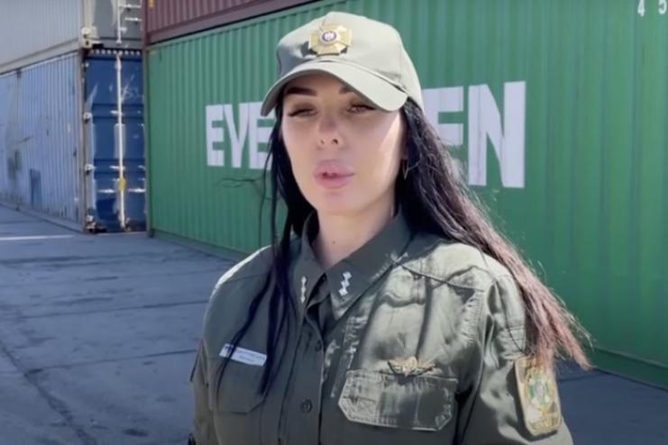 Пресофіцерку ДПСУ після Нового року в Парижі перевели з Одеси в житомирський загін