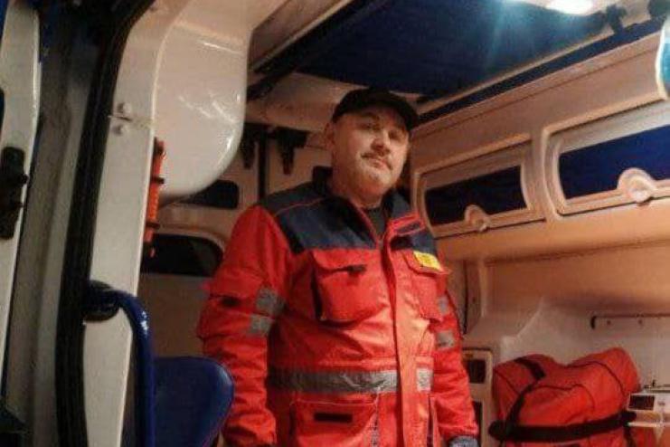 Такого ще не було: на Одещині в кареті швидкої жінка народила двійню