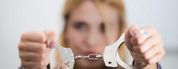 В США засудили росіянку, яка намагалась вбити українку, аби «жити за її паспортом», - BBC