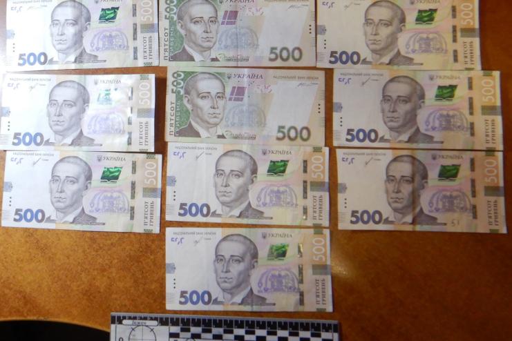 В одному із пунктів пропуску на Одещині іноземець намагався підкупити прикордонника