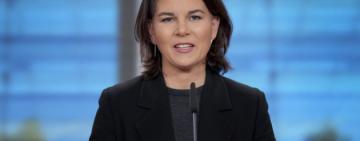 Наступні дні будуть вирішальними для всього світу, - Бербок