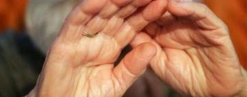 Штовхав і погрожував фізичною розправою: в Кілійській громаді за домашнє насильство над матір’ю звинувачують 35-річного чоловіка 