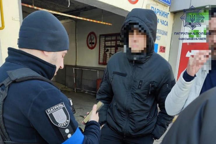 В Одесі затримали лжепатрульного