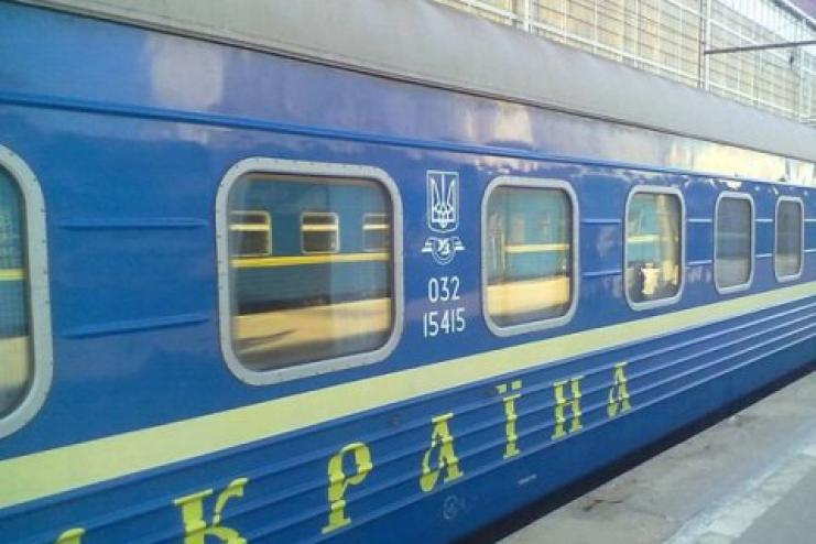 Укрзалізниця призначила додаткові поїзди до Великодня: розклад