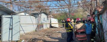 Поліцейські встановлюють обставини потужного вибуху в місті Чорноморськ