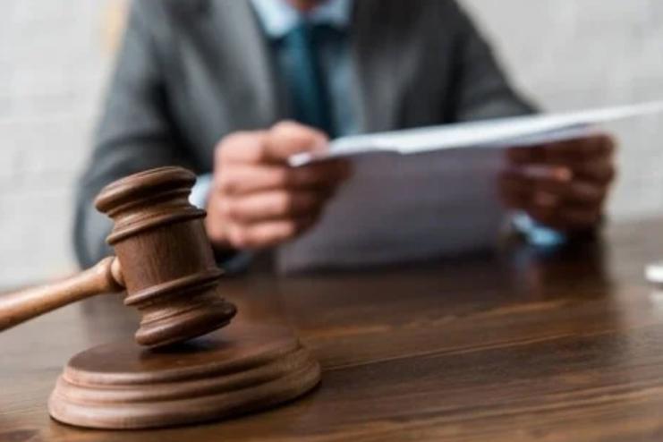 Суд обрав запобіжний захід офіцеру, який побив строковика на Прикарпатті