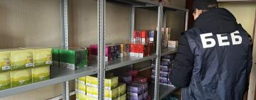 На Одещині припинили великий канал постачання електронних цигарок