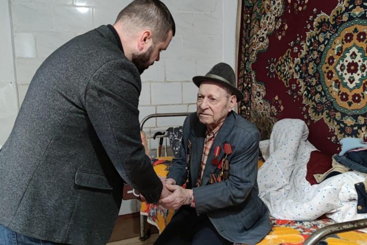 Їх залишилось лише вісім: в Кілії міська влада привітала ветеранів з Днем Перемоги над нацизмом