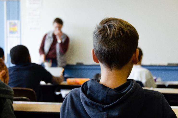 57% українців не задоволені освітнім процесом у школі цього року — опитування