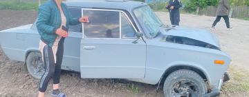 19-річна жителька Одещини без водійського посвідчення та нетверезою сіла за кермо й допустила зіткнення з підводою