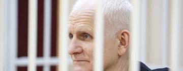 Понад сто нобелівських лауреатів закликають Білорусь звільнити політв’язня Беляцького
