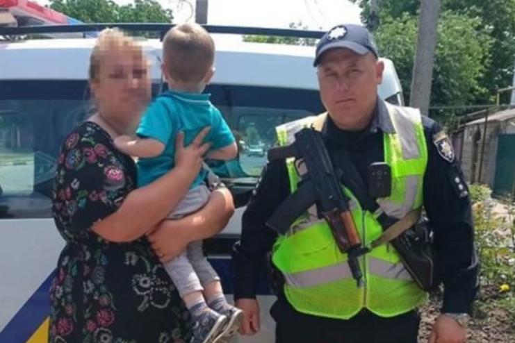 У Подільську дворічна дитина втекла з дому та вирушила гуляти