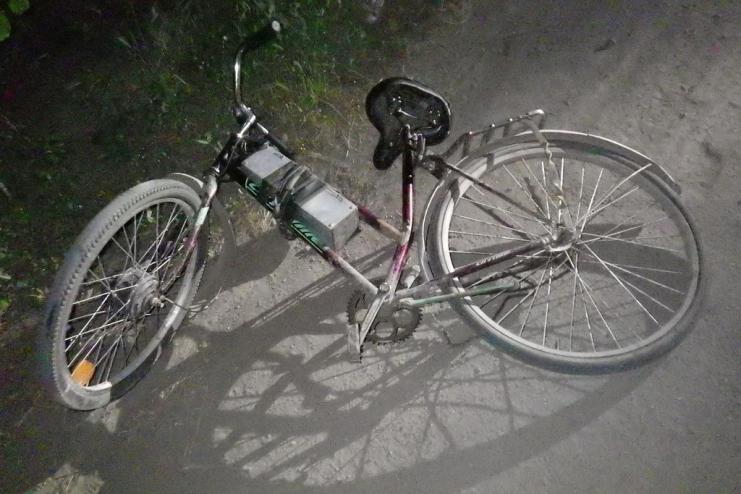 В Кілії підліток на авто збив велосипедиста, злякався відповідальності і втік з місця події  